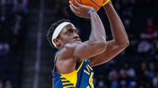 ng体育官网-双核缺阵白帝高开低走，西亚卡姆21+8+6+准绝杀，步行者复仇绿军